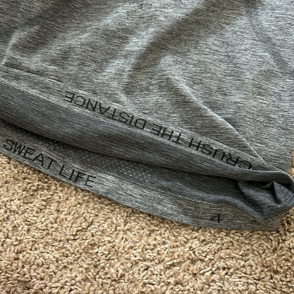 Lululemon swiftly tech short sleeve grey shirt size 4 - Picture 3 of 3